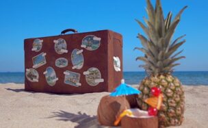 Videohive The Retro Suitcase – Holiday & Travel Promotion